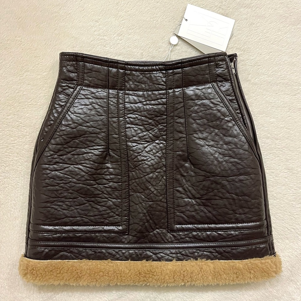 Mini skirt